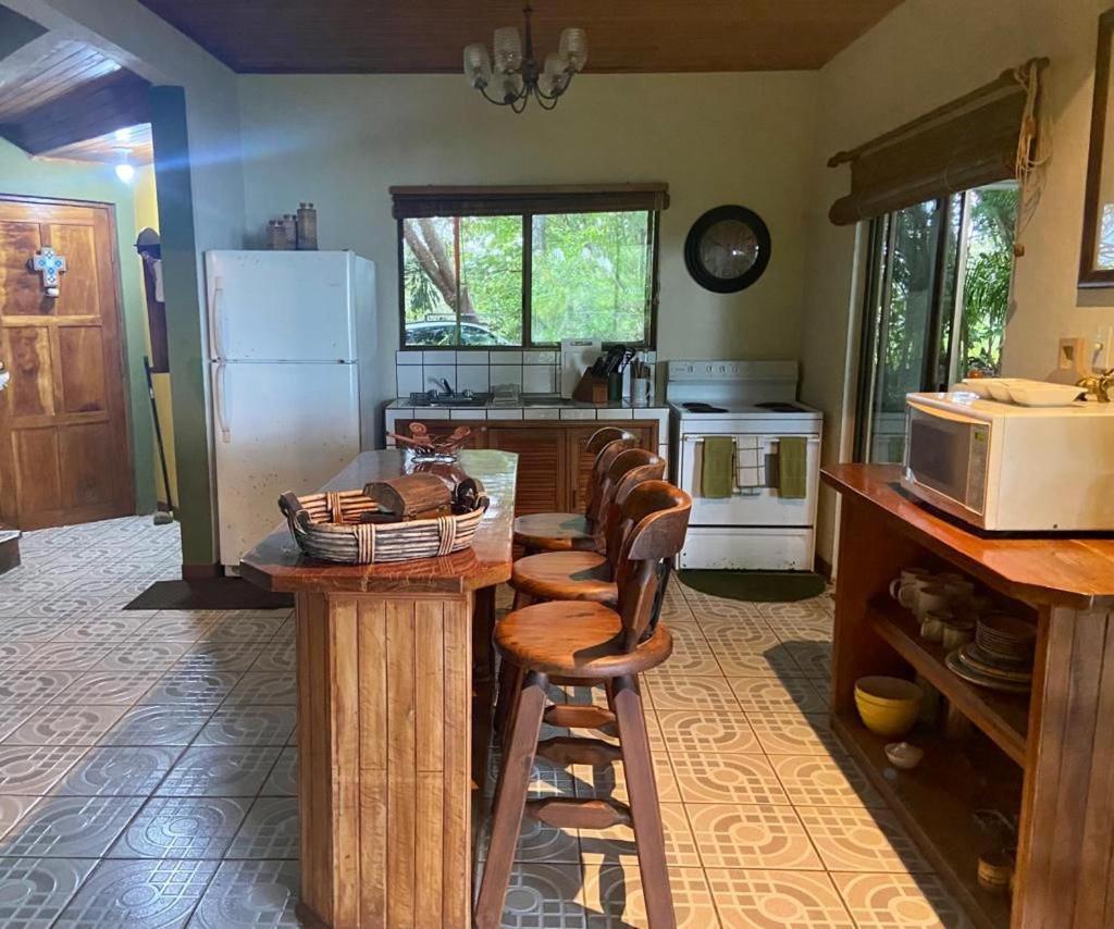 Casa De Veraneo Quinta Las Trillizas Esparza Buitenkant foto